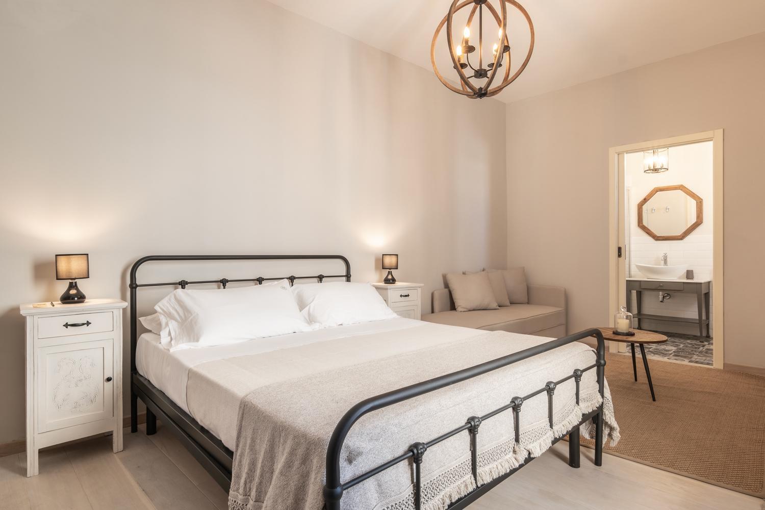Don Alfonso Dimora D'Epoca Bed & Breakfast รากาเล ภายนอก รูปภาพ