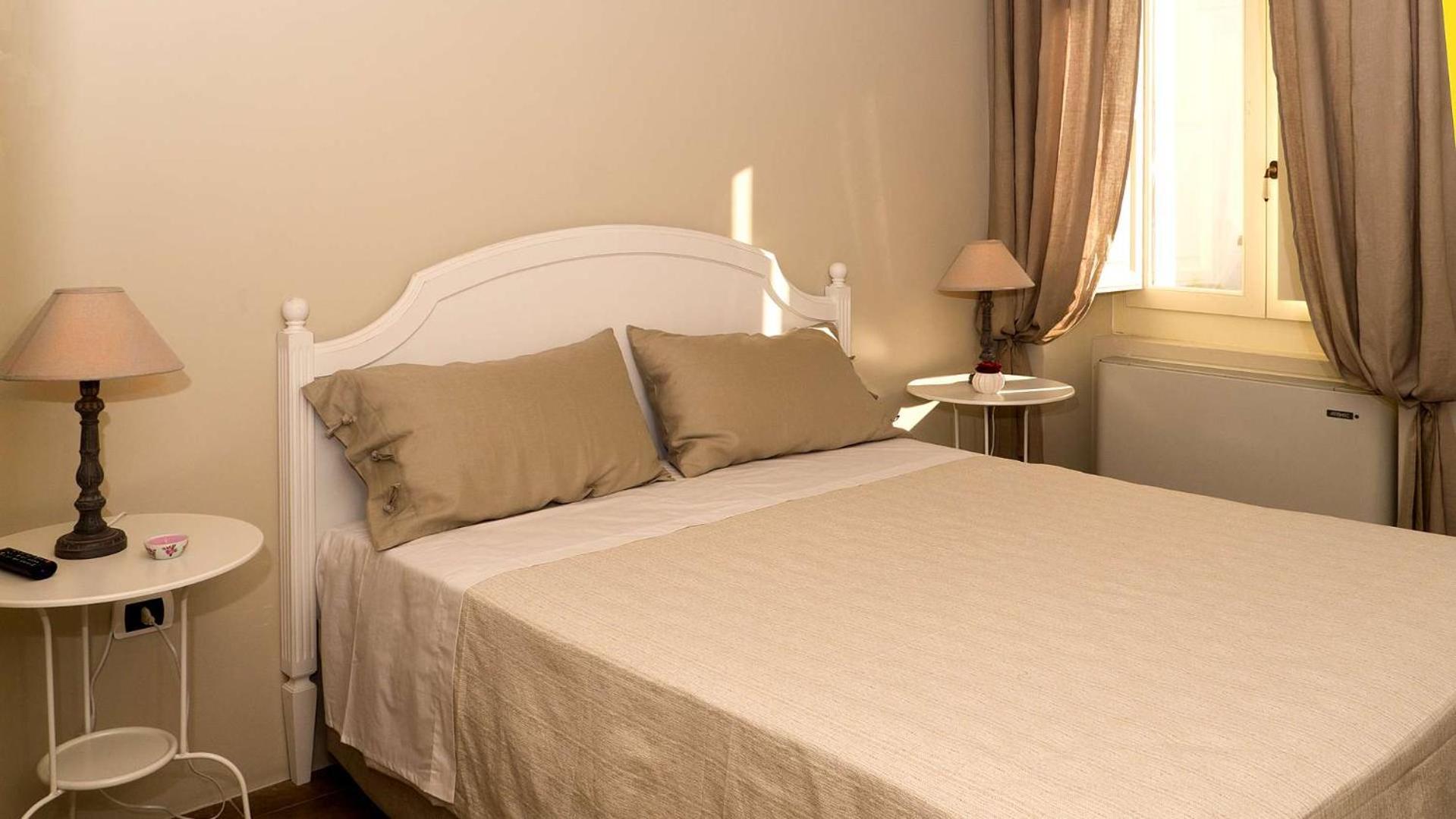 Don Alfonso Dimora D'Epoca Bed & Breakfast รากาเล ภายนอก รูปภาพ