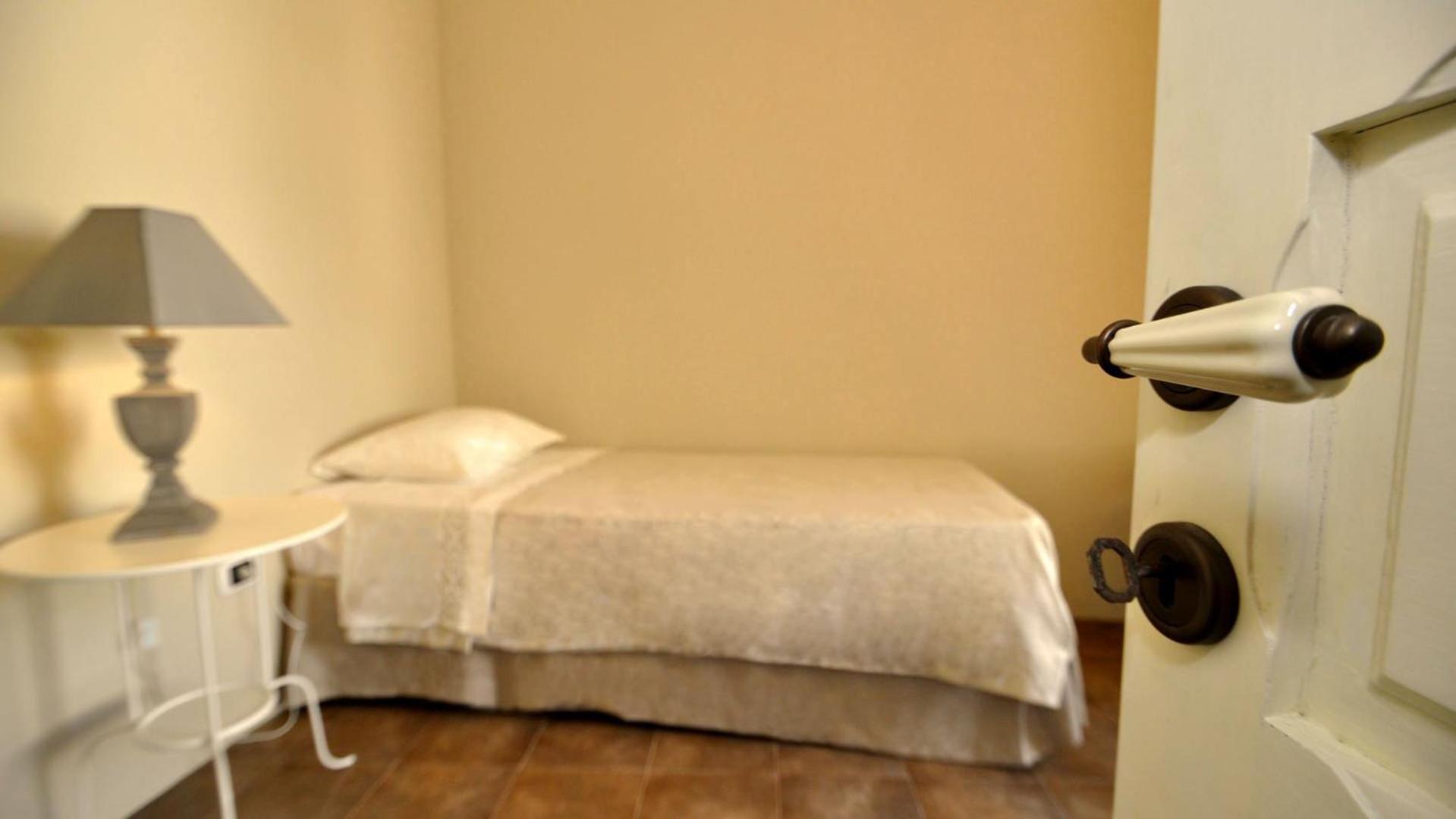 Don Alfonso Dimora D'Epoca Bed & Breakfast รากาเล ภายนอก รูปภาพ