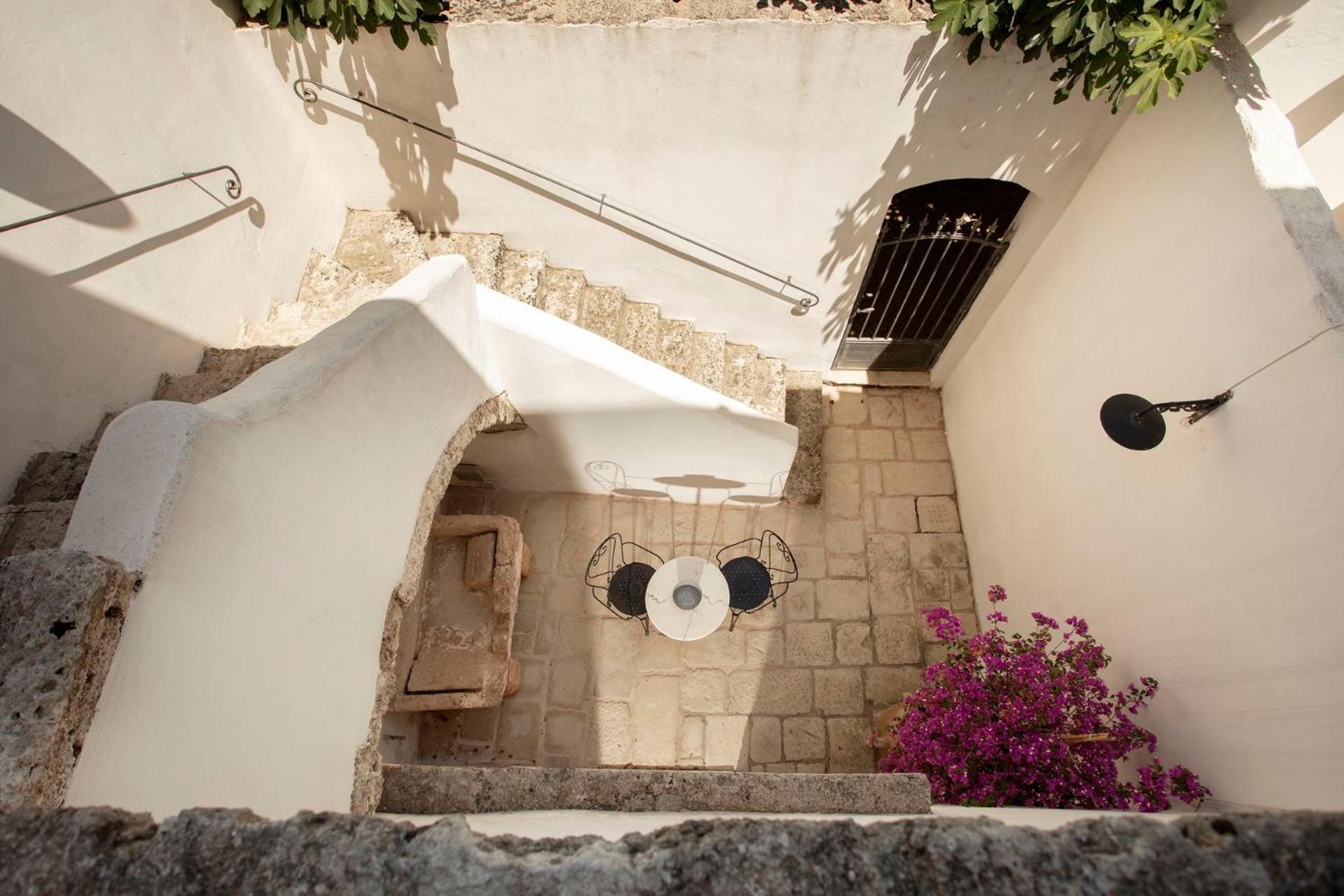 Don Alfonso Dimora D'Epoca Bed & Breakfast รากาเล ภายนอก รูปภาพ
